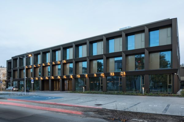 Collegium Pharmaceuticum - Rokietnicka St.